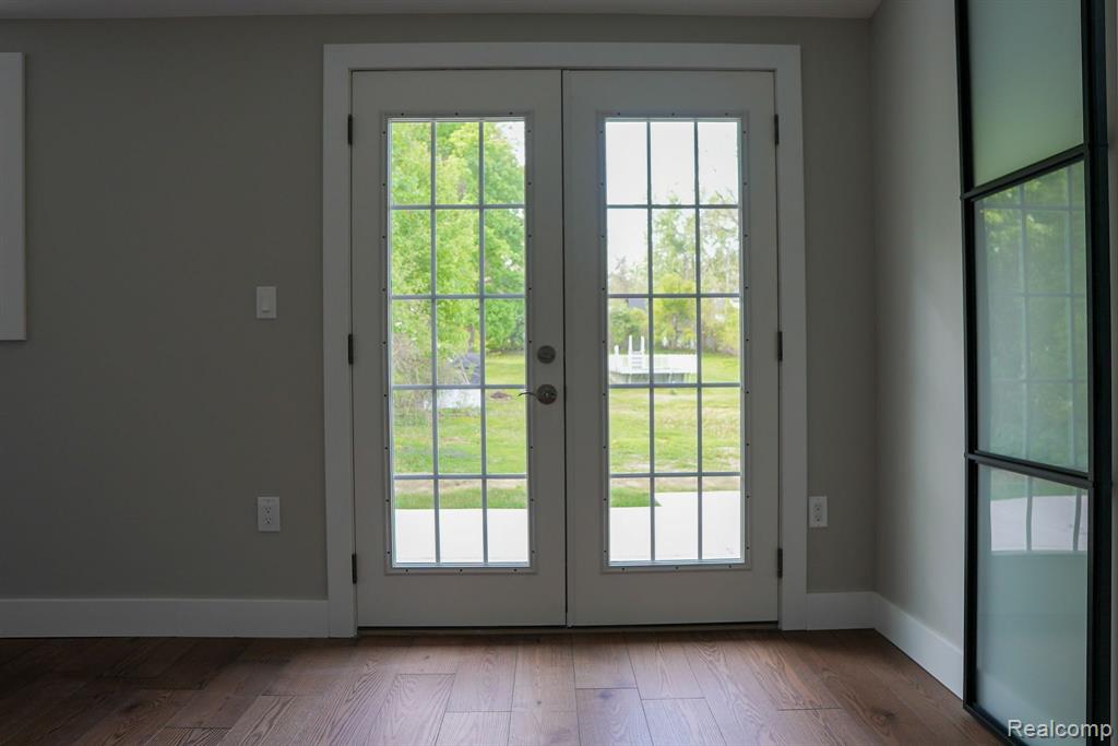 278 W SAINT CLAIR Street, Romeo, MI 48065 — Photo 11