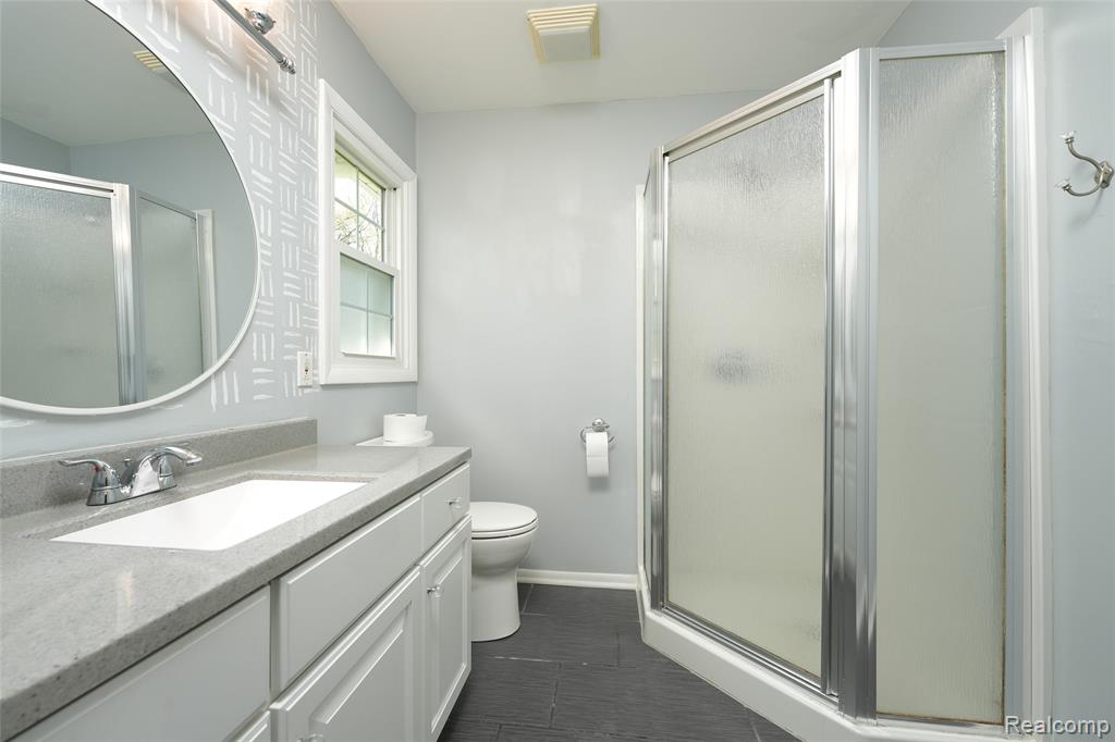 5390 Squires Manor Road, Jackson, MI 49201 — Photo 27