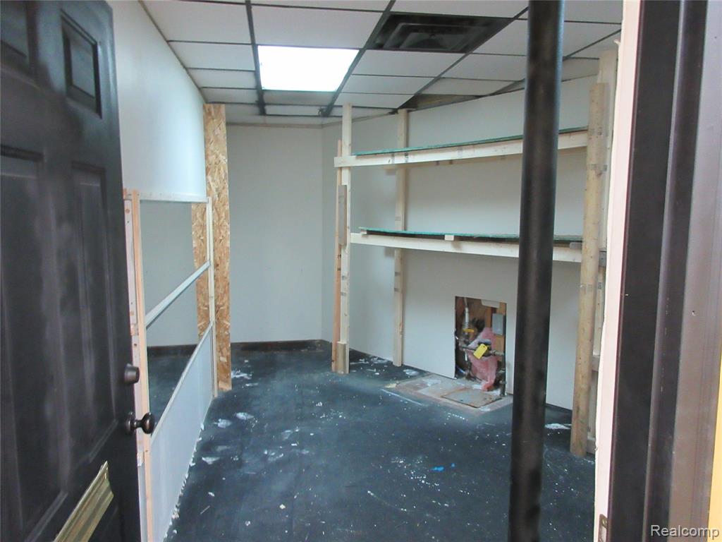 21665 GROESBECK Highway, Warren, MI 48089 — Photo 10