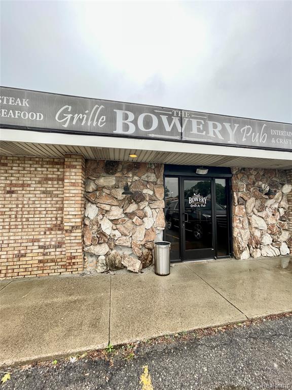 41275 Ford Road, Canton, MI, 48187