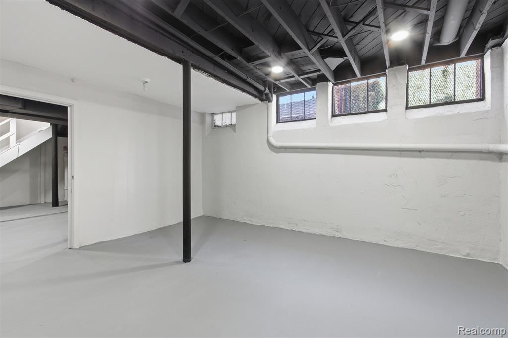 9500 La Salle Boulevard, Detroit, MI 48206 — Photo 41