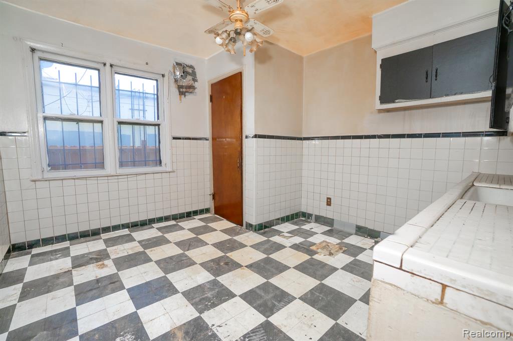 19126 STOTTER Street, Detroit, MI 48234 — Photo 9