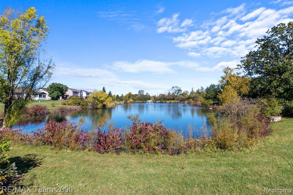 4717 POND Run, Canton, MI 48188 — Photo 52