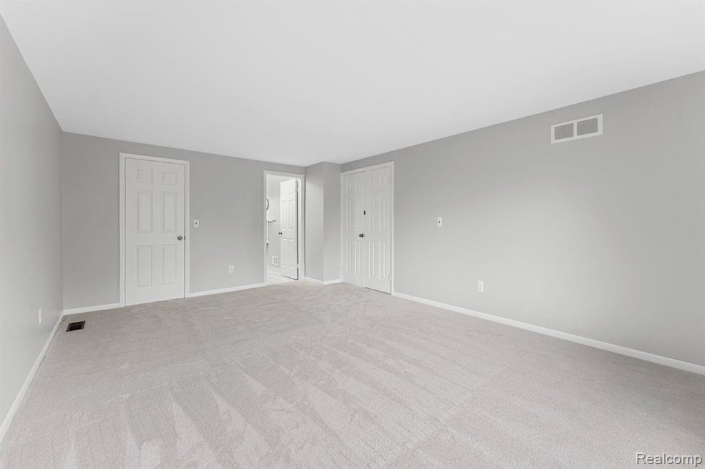 42275 CHATTERTON Court, Northville, MI 48168 — Photo 24