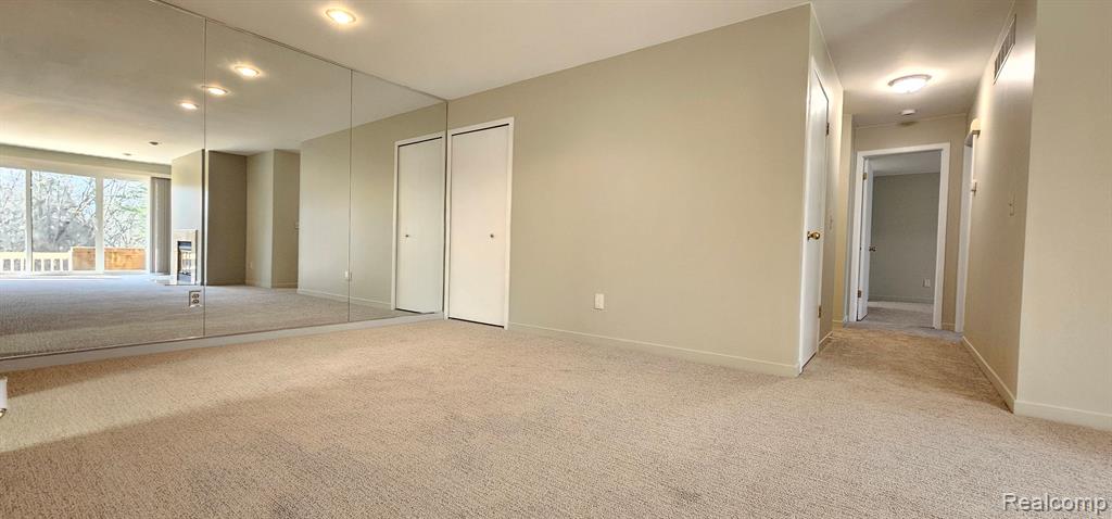 6682 MAPLE LAKES Drive, West Bloomfield, MI — Photo 8