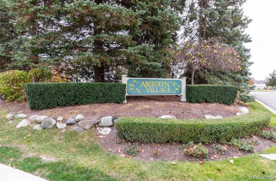56467 CHESAPEAKE Trail, Utica, MI 48316 — Photo 30