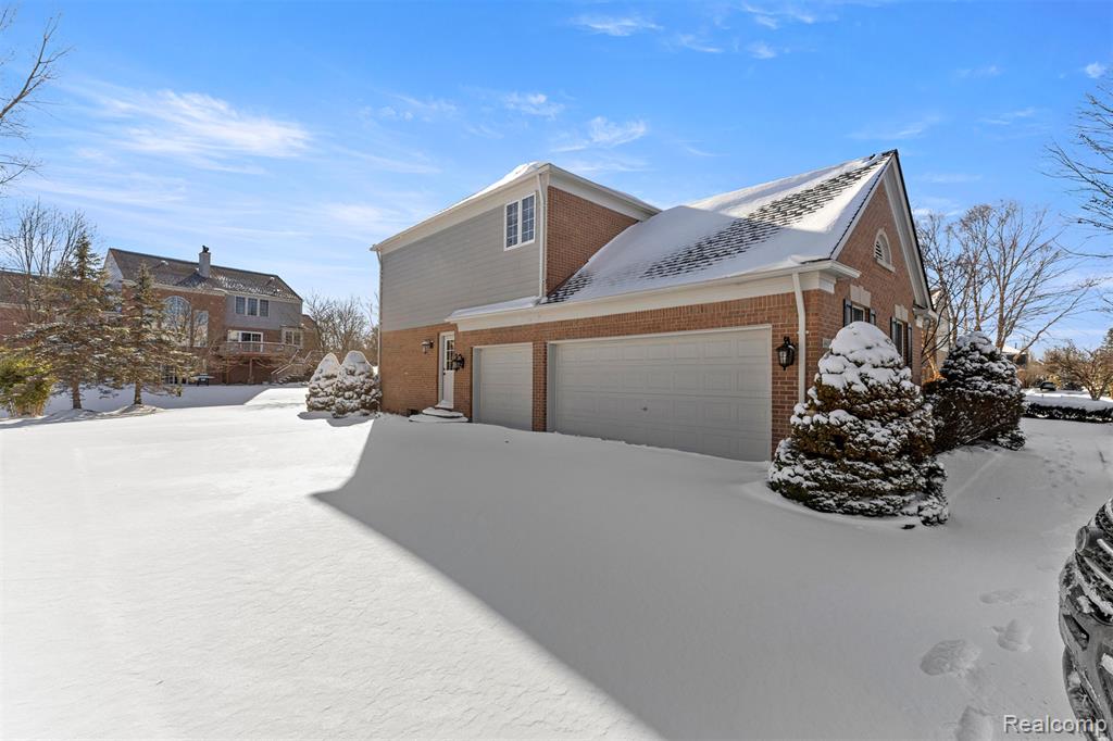 44570 White Pine Circle W, Northville, MI 48168 — Photo 42