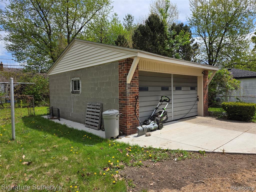 9320 Dixie, Redford, MI 48239 — Photo 20