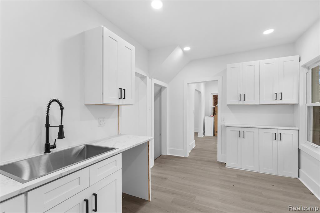 7722 Miller Road, Dearborn, MI 48126 — Photo 13