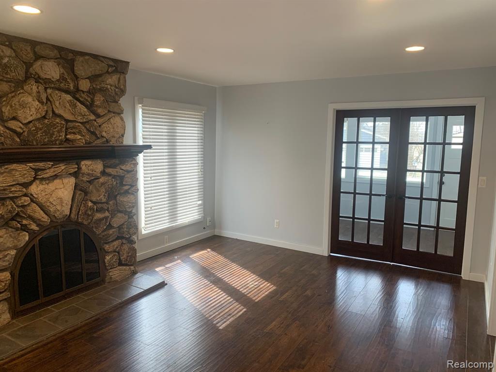 3991 FIELDVIEW Avenue, West Bloomfield, MI 48324 — Photo 10