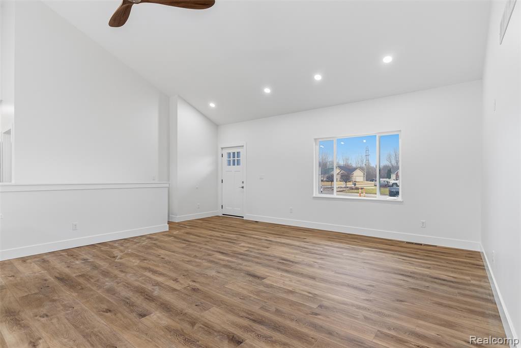 6344 Boulder Drive, Flushing, MI 48433 — Photo 24