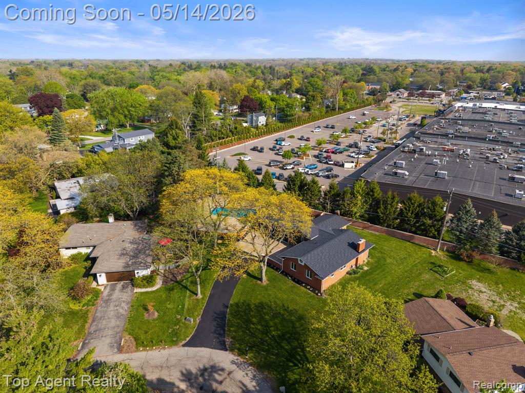 6739 White Pine Court, Bloomfield Hills, MI 48301 — Photo 50