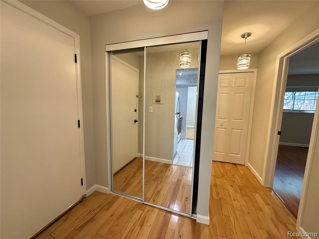 755 E Fox Hills Drive, Bloomfield Hills, MI 48304 — Photo 7
