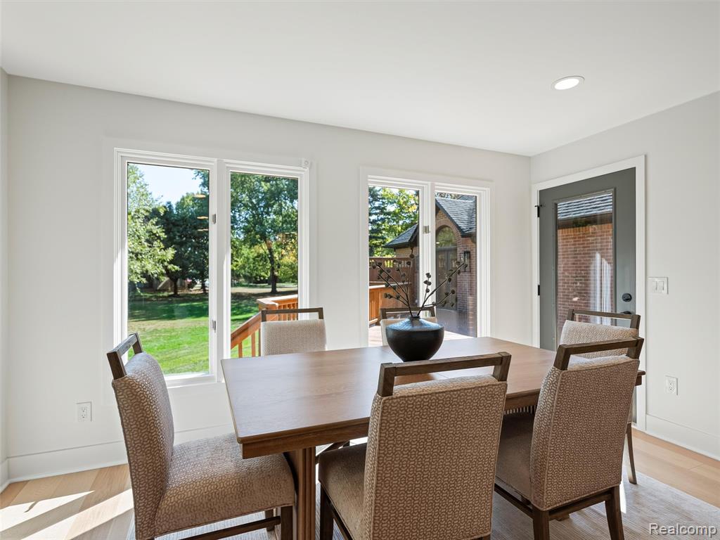 22463 Norfolk Court, Novi, MI — Photo 10