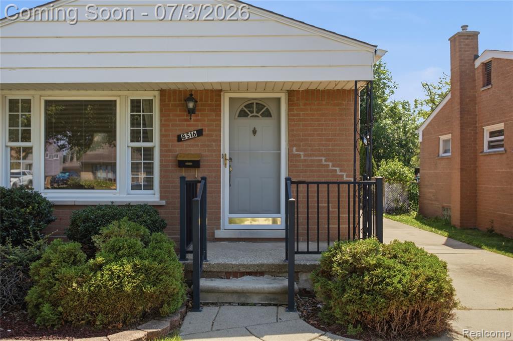 8516 Perrin Avenue, Westland, MI — Photo 5