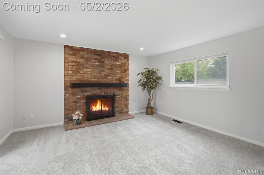 19704 Parkside Street, Saint Clair Shores, MI 48080 — Photo 11