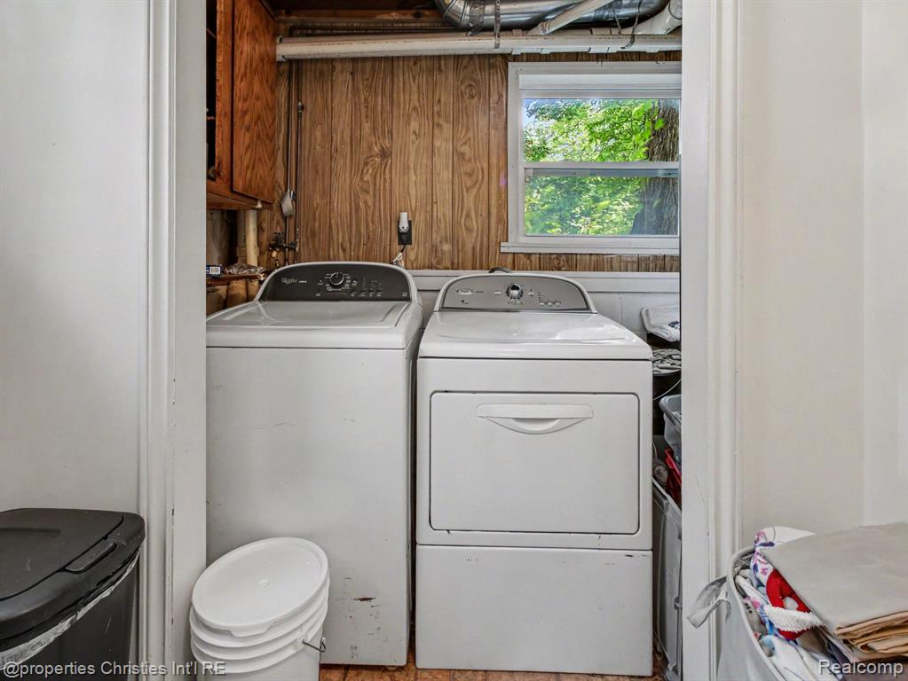 642 Sharon Street, Gaylord, MI 49735 — Photo 33