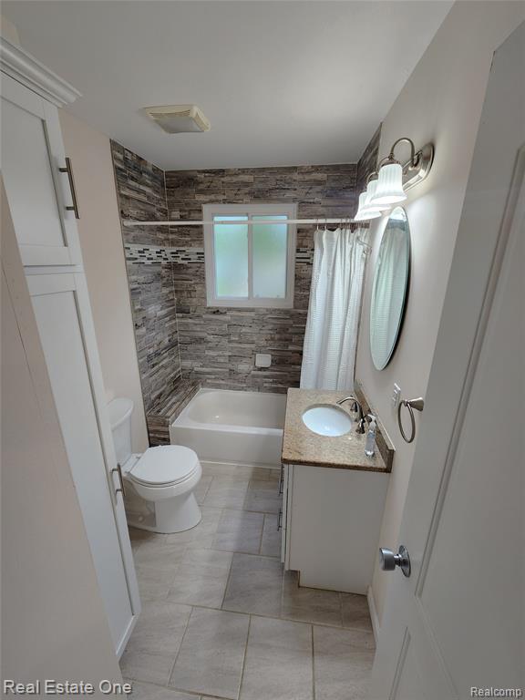 1574 E Woodruff Avenue, Hazel Park, MI 48030 — Photo 17
