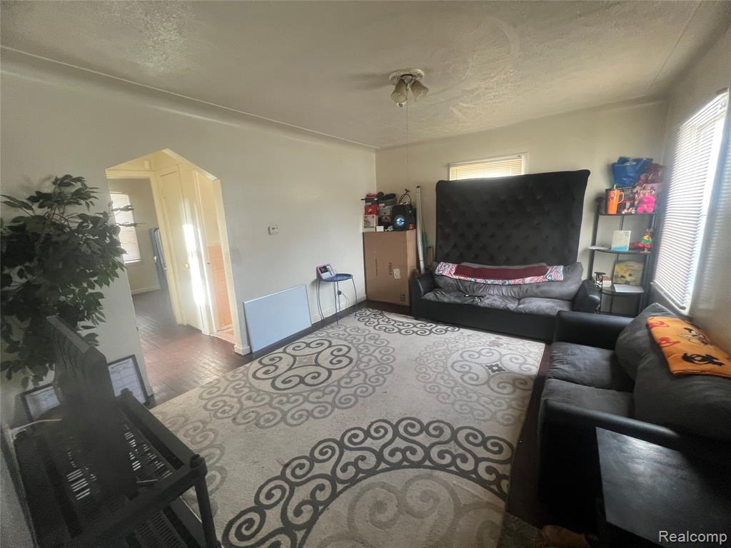 20543 Waltham Street, Detroit, MI 48205 — Photo 14