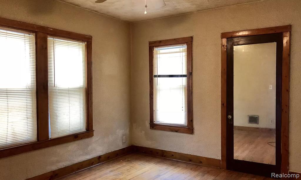 66 N TELEGRAPH Road, Pontiac, MI 48341 — Photo 10