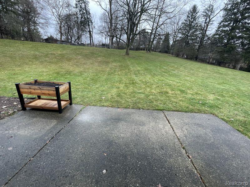 4924 BROOMFIELD, West Bloomfield, MI — Photo 23