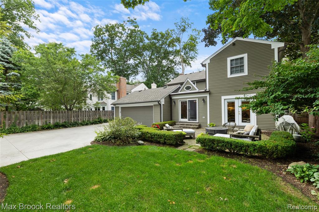 639 N Glenhurst Drive, Birmingham, MI 48009 — Photo 16
