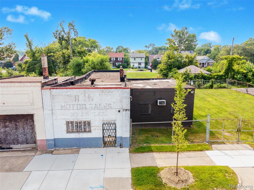 14849 Livernois Avenue - Photo 4
