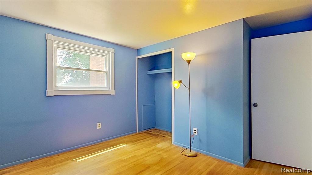 8252 Tinkler Road, Sterling Heights, MI 48312 — Photo 34