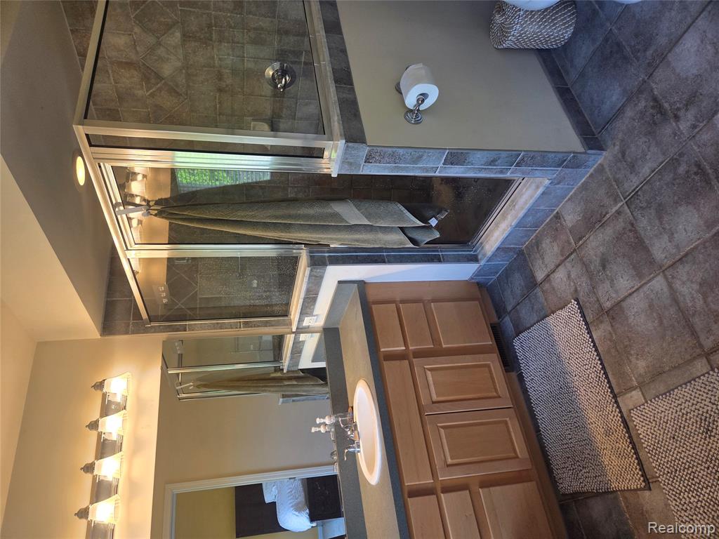 1802 Mist Wood Drive, Howell, MI 48843 — Photo 8