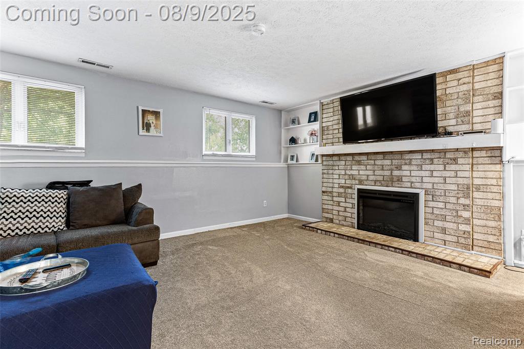 42579 Collingham Court, Canton, MI 48187 — Photo 12