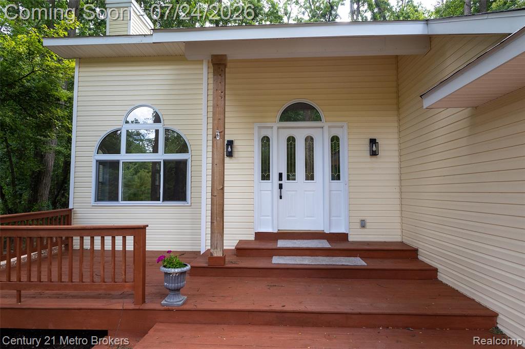 15117 Locust Grove Drive, Byron, MI 48418 — Photo 4