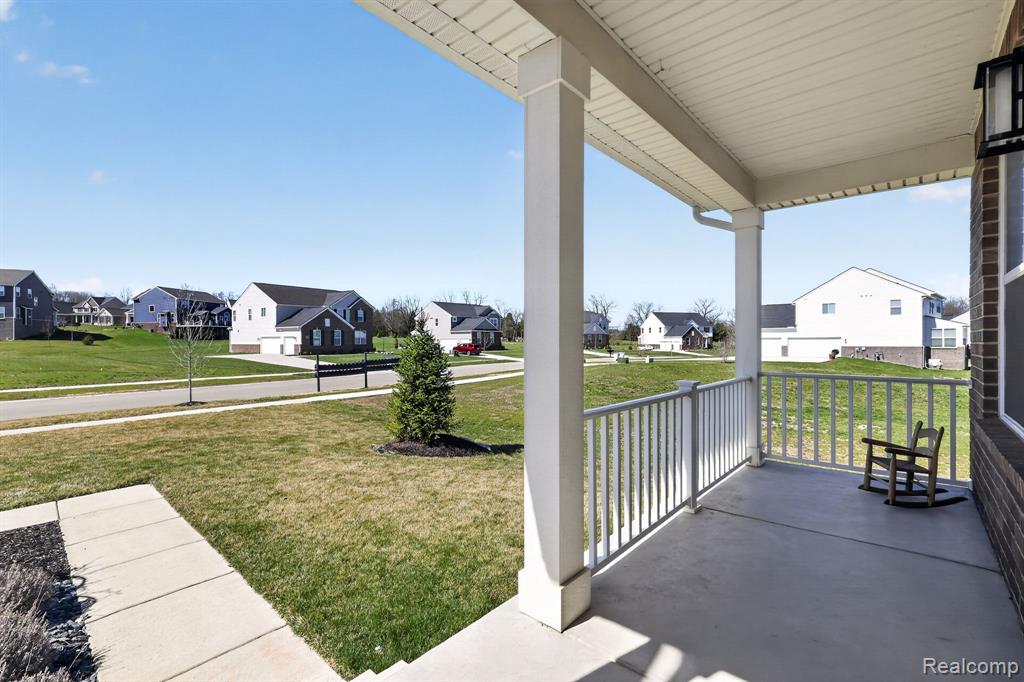 26512 International Drive, South Lyon, MI 48178 — Photo 8