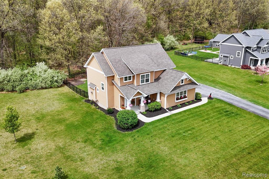 8378 MEADOW CREEK Lane, Pinckney, MI 48169 — Photo 36
