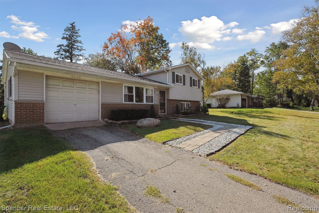 44149 Durson Street, Novi, MI — Photo 3