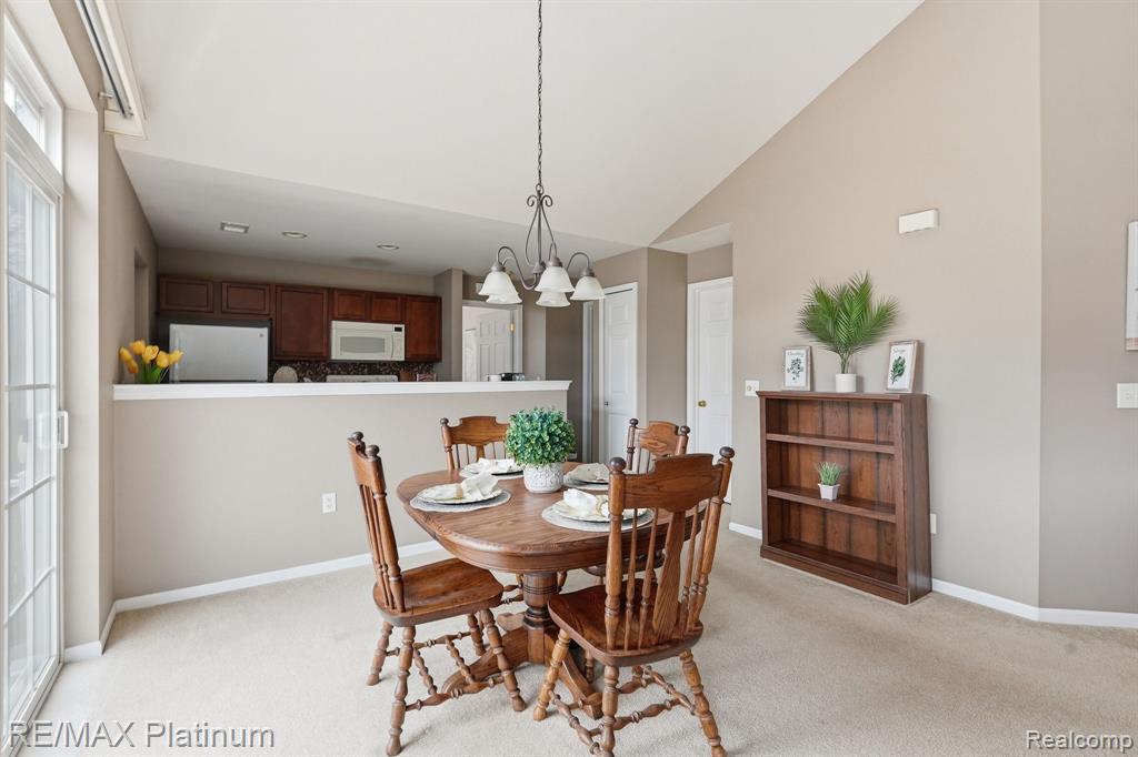556 Olde English Circle, 94, Howell, MI 48855 — Photo 5
