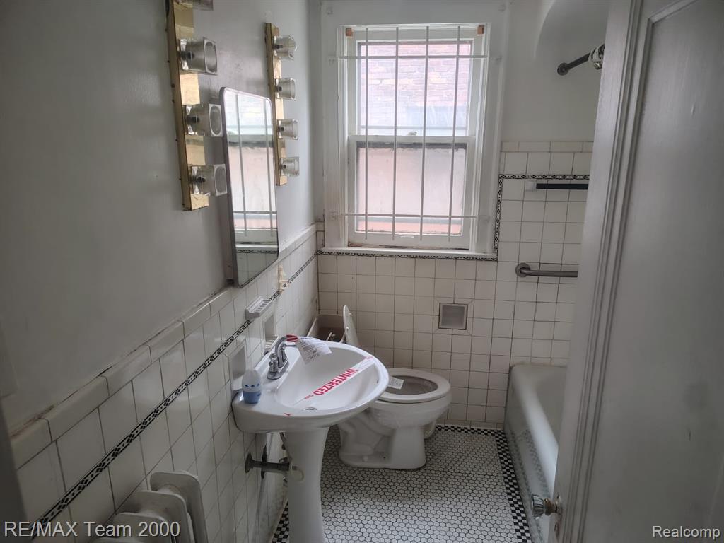 17312 Indiana Street, Detroit, MI 48221 — Photo 13