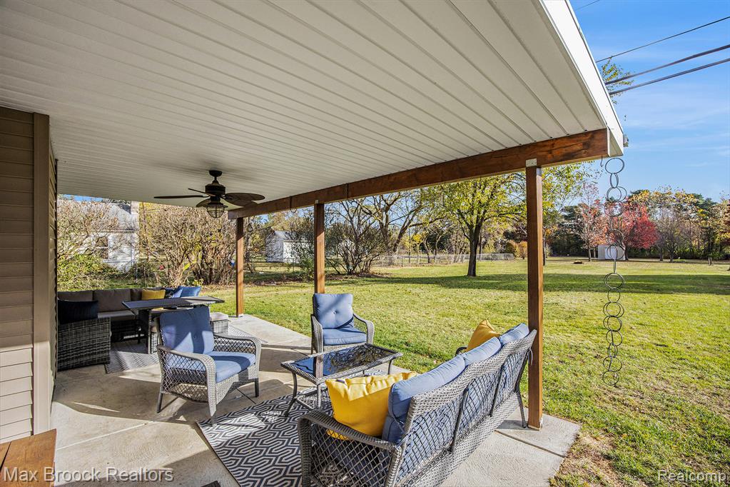 5296 Pine Knob Lane, Independence, MI — Photo 24