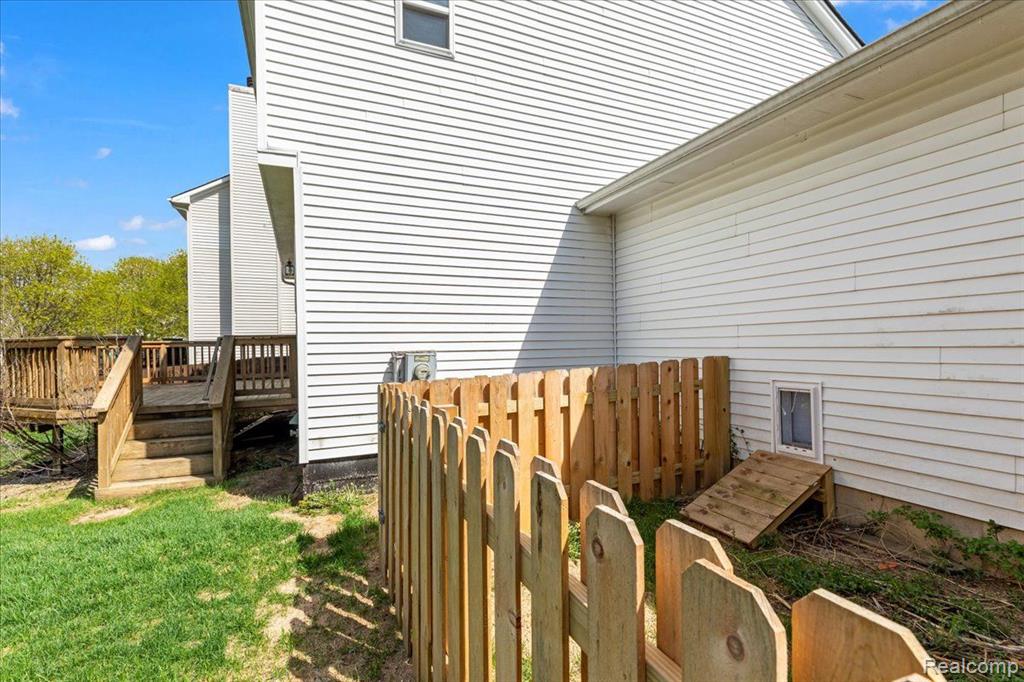 436 Pine Valley Court, Oxford, MI 48371 — Photo 35