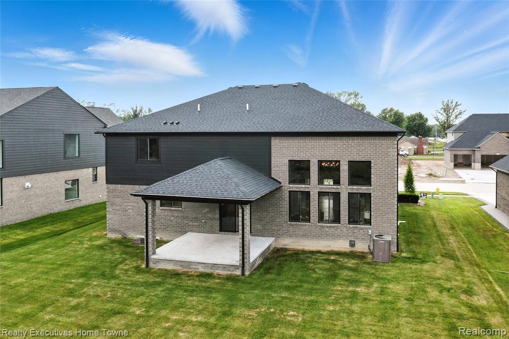 50246 Arcadia Drive, Macomb, MI 48042 — Photo 5