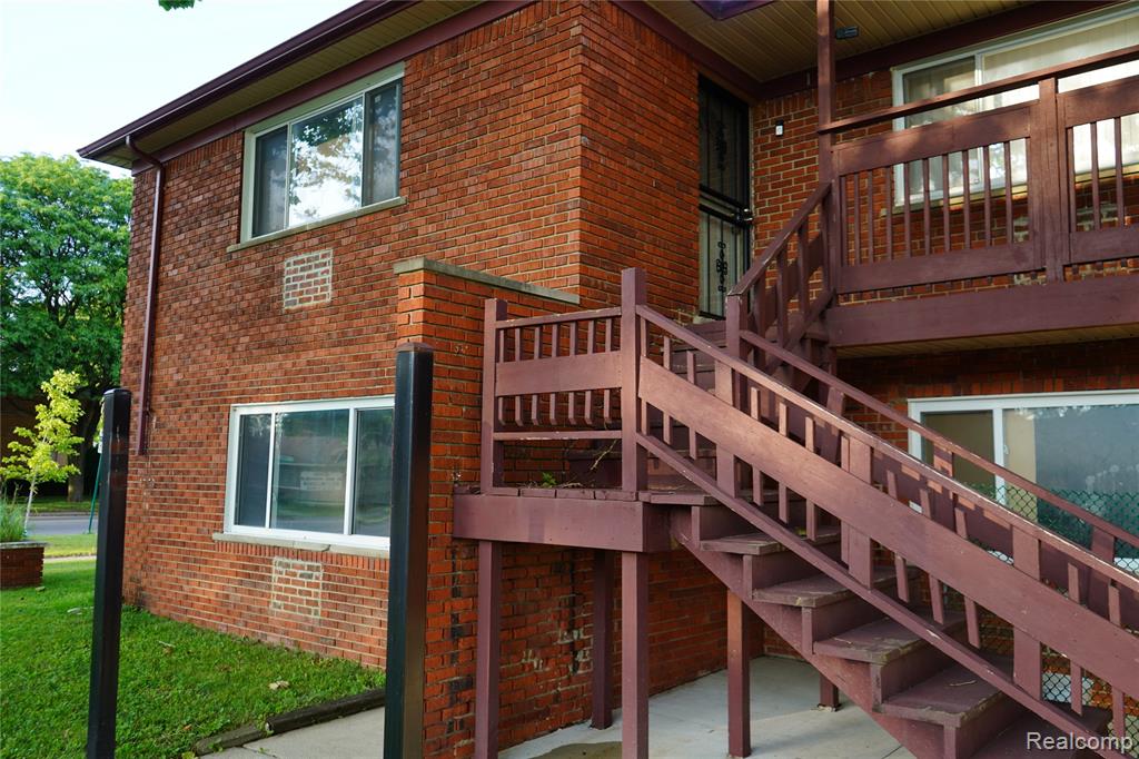 18741 Schoolcraft, Detroit, MI 48223 — Photo 6
