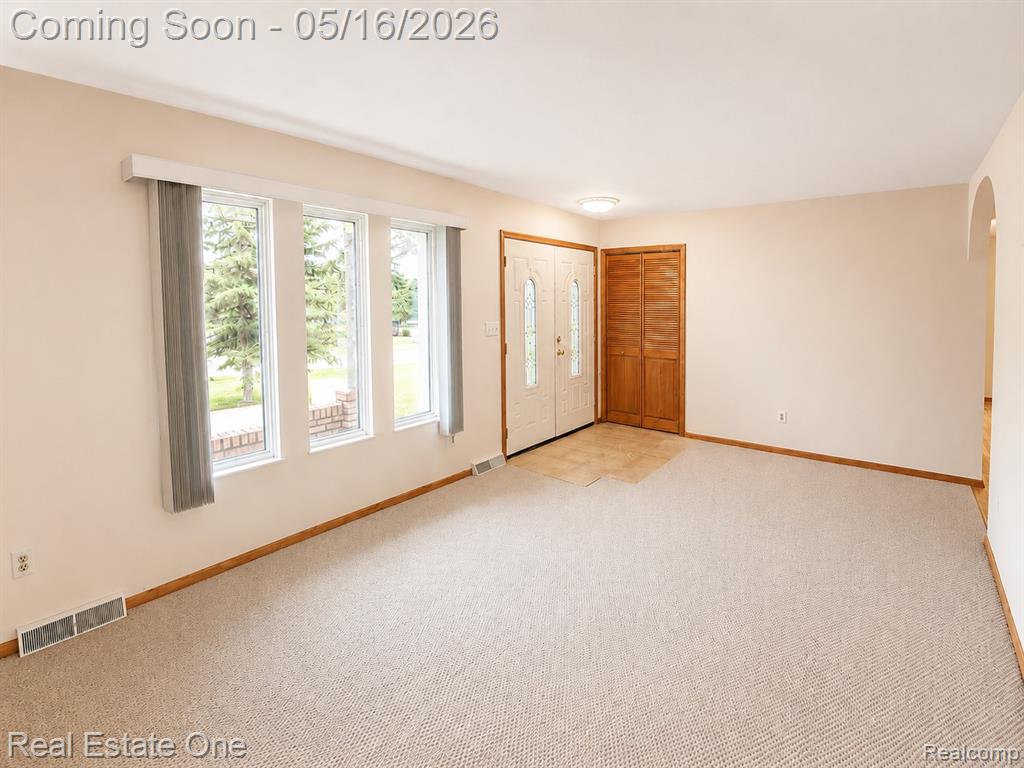 2553 Bullard Road, Hartland, MI 48353 — Photo 4
