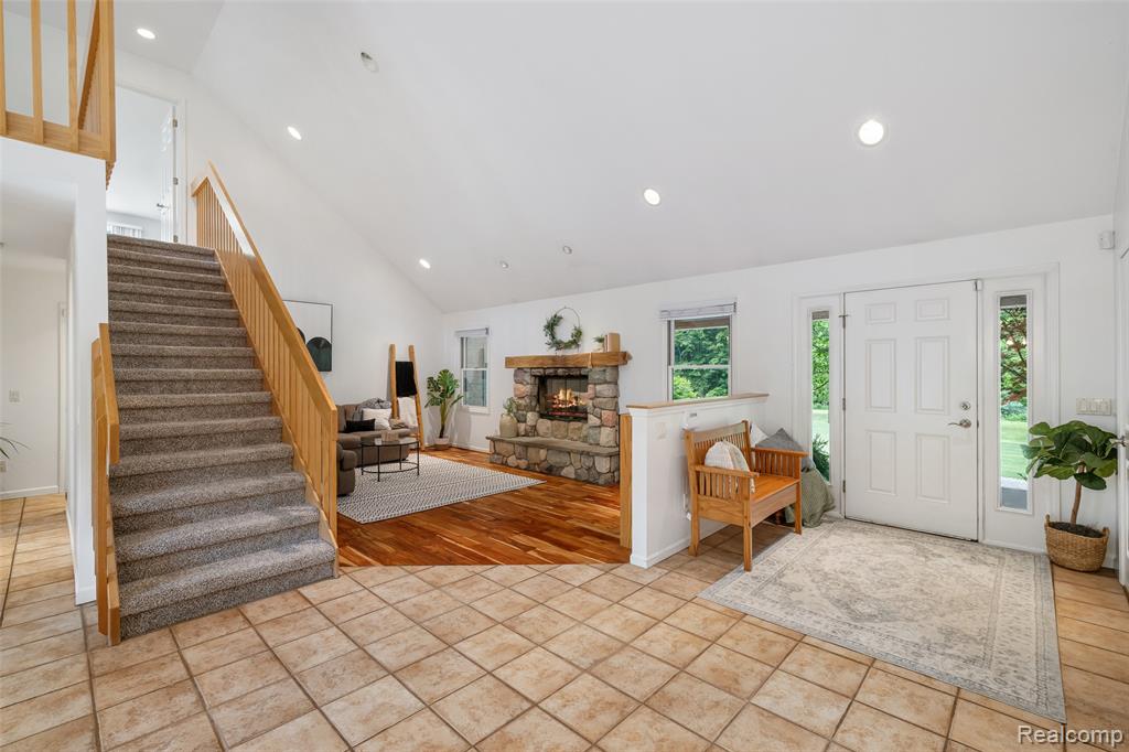 4230 Mill Lake Road, Lake Orion, MI — Photo 13