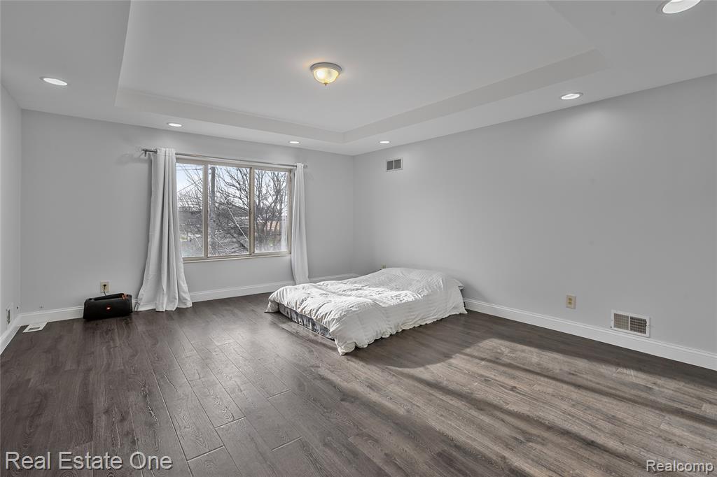 6067 N Vernon Street, Dearborn Heights, MI 48127 — Photo 34
