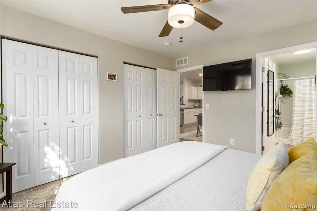 8582 Pinnebog River Drive, Fowlerville, MI 48836 — Photo 17