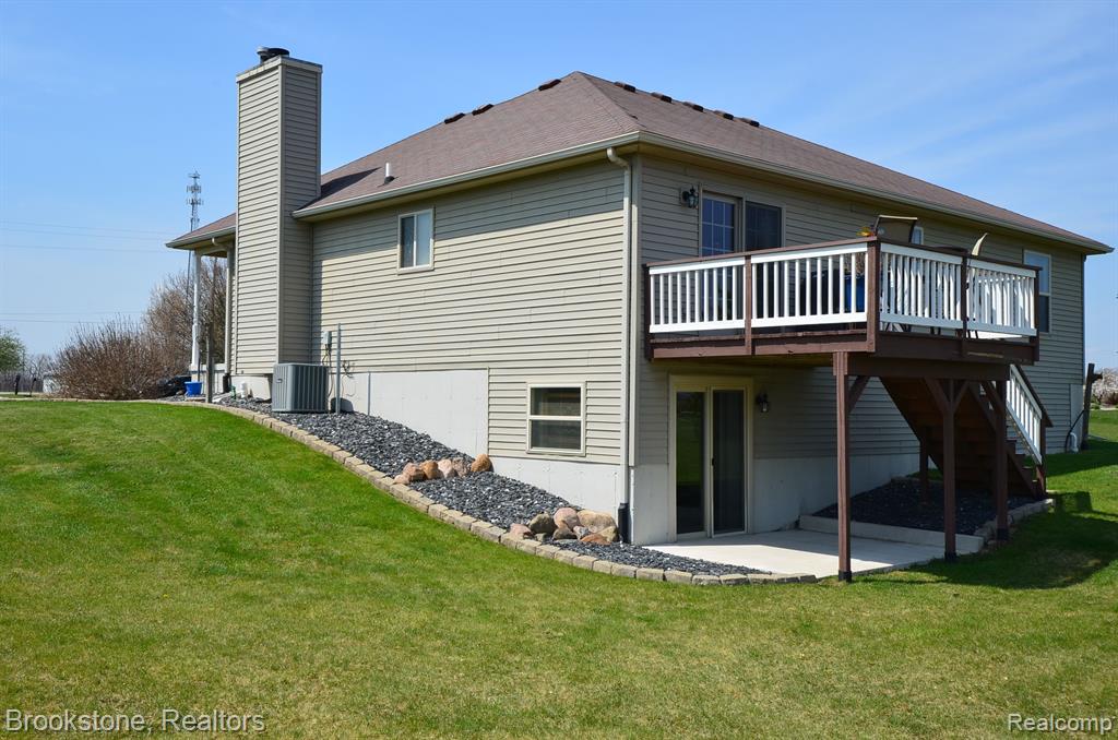 6854 WILDCAT Road, Grant, MI 48032 — Photo 5