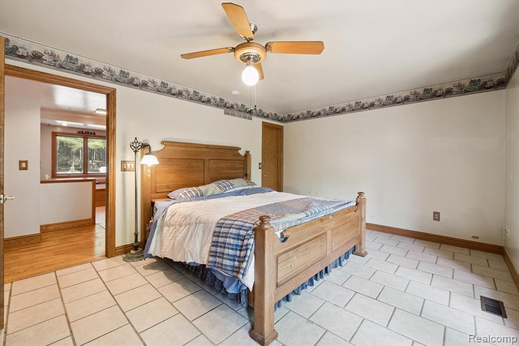 4851 Fox Chapel Drive, Dryden, MI 48428 — Photo 19