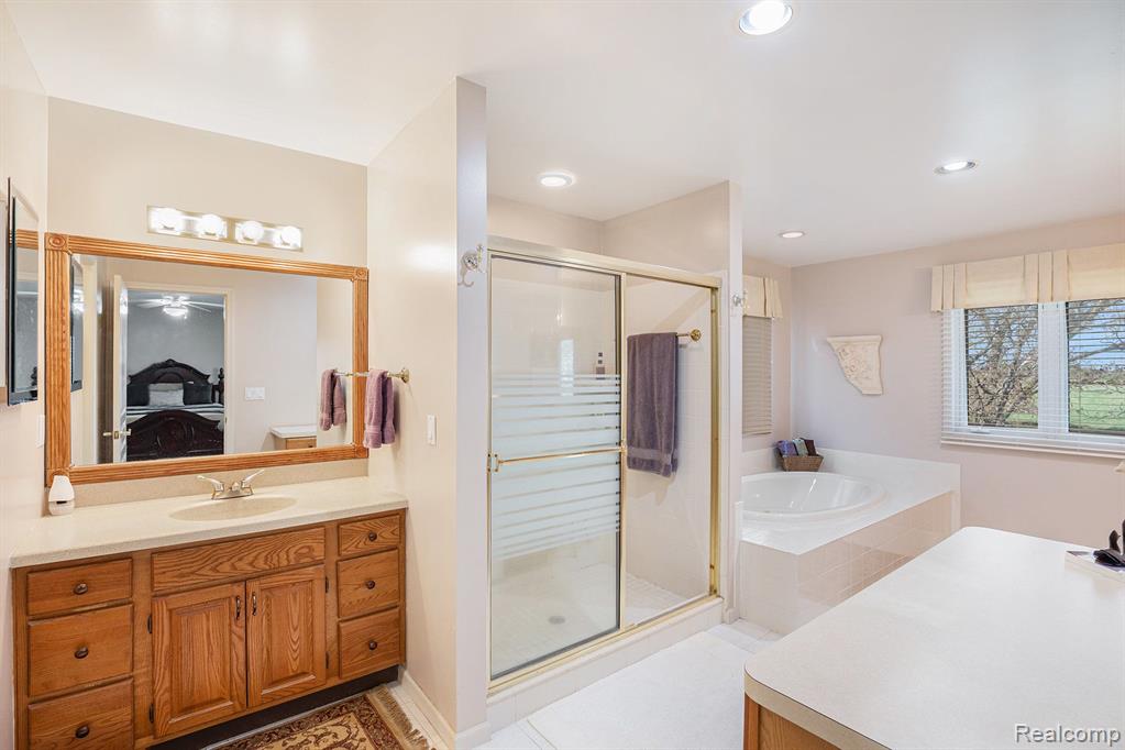 4336 S IRISH Road, Davison, MI 48423 — Photo 18