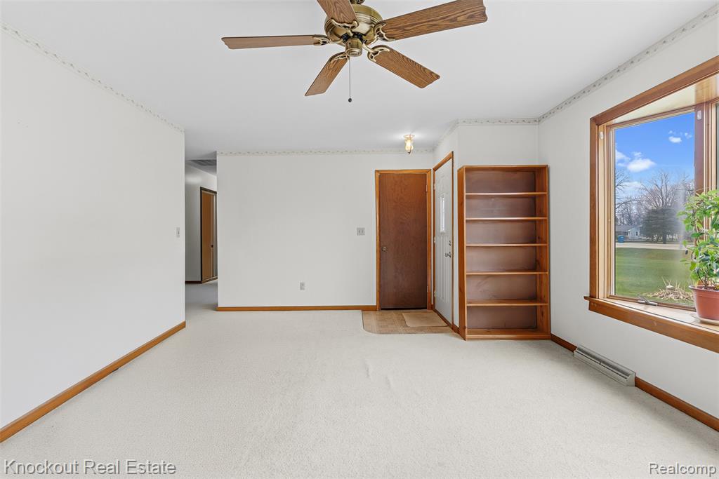 6256 State Road, Vassar, MI 48768 — Photo 10