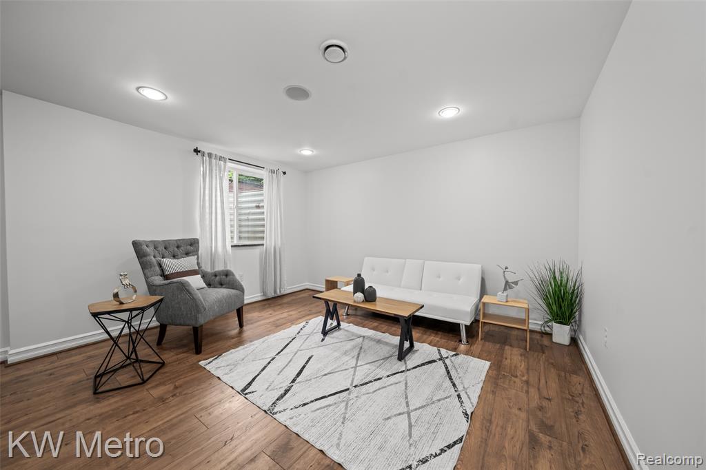 505 W Hudson Avenue, Royal Oak, MI 48067 — Photo 19