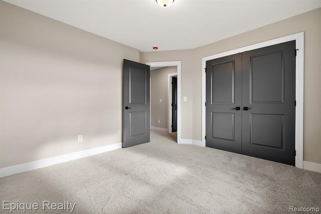 50605 Mistwood Drive, Macomb, MI 48042 — Photo 35